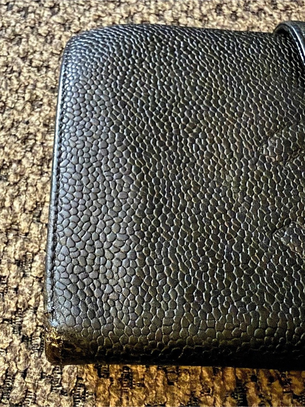Chanel Vintage Chanel Caviar Leather CC Logo Bifold Kisslock Long Wallet Vintage - Picture 11 of 15